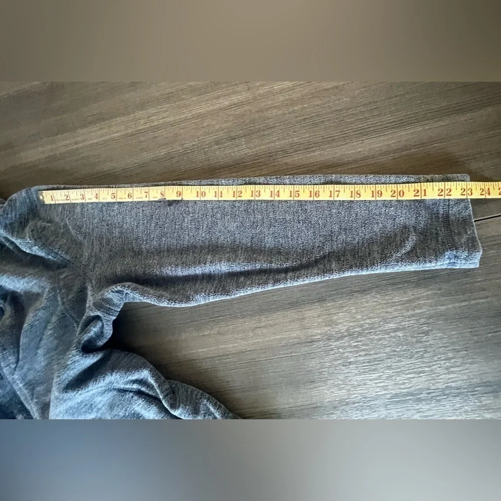 Eddie Bauer Women’s Gray Soft full zipper sweater jacket w/ pockets Small - Picture 7 of 11